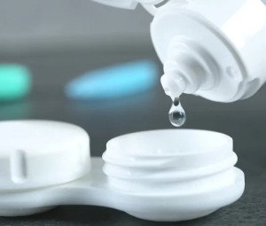 How to store contact lens